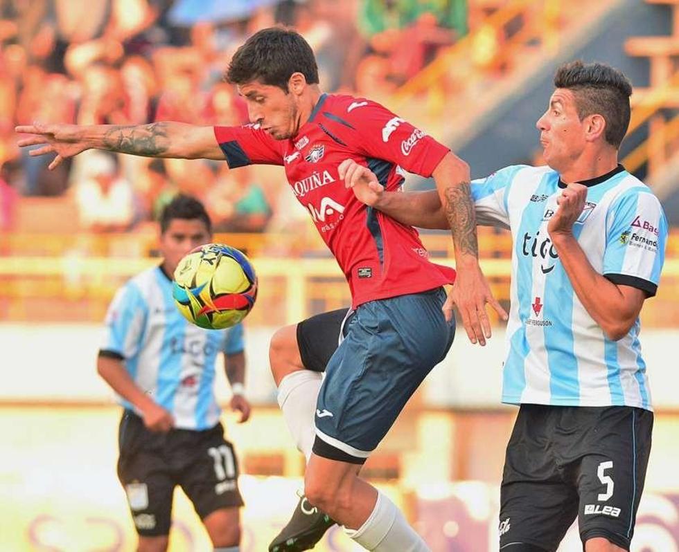 Wilstermann gana y acecha al puntero del campeonato