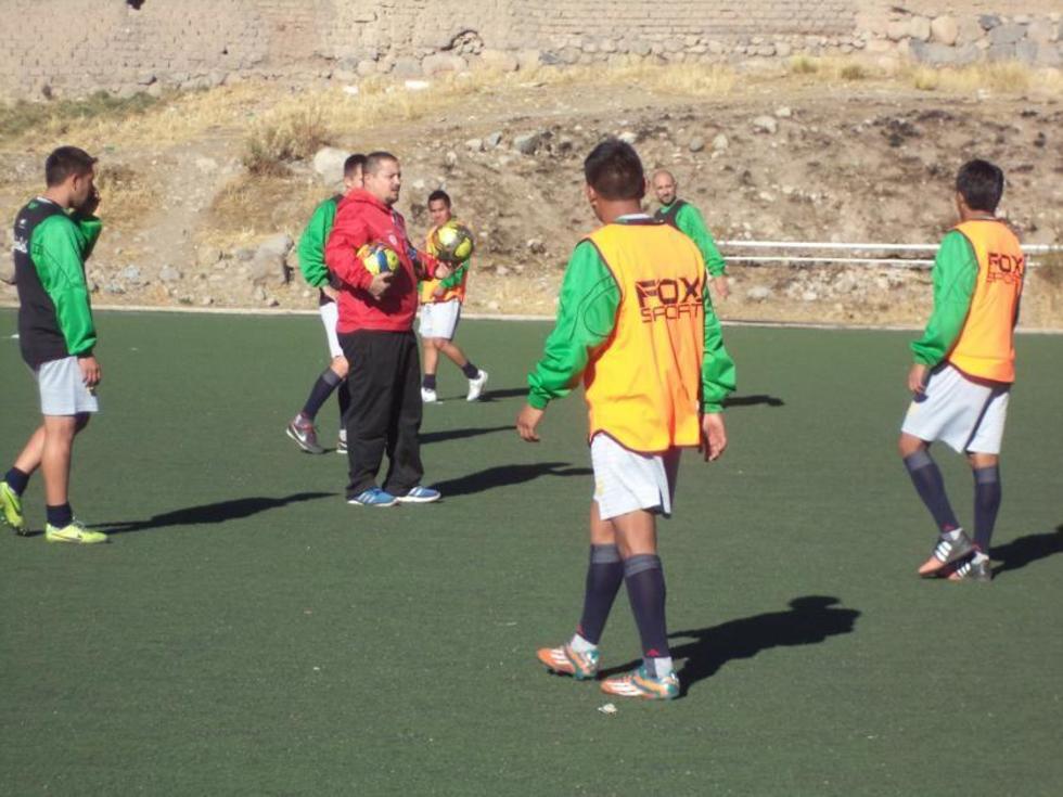 Nacional busca subir puestos en el torneo