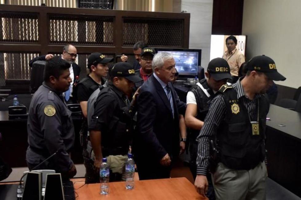 El expresidente de Guatemala Pérez Molina seguirá en prisión 