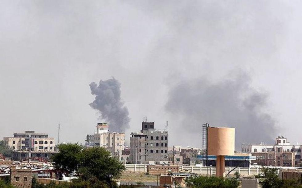 La coalición árabe lanza nuevos ataques aéreos en la capital de Yemen