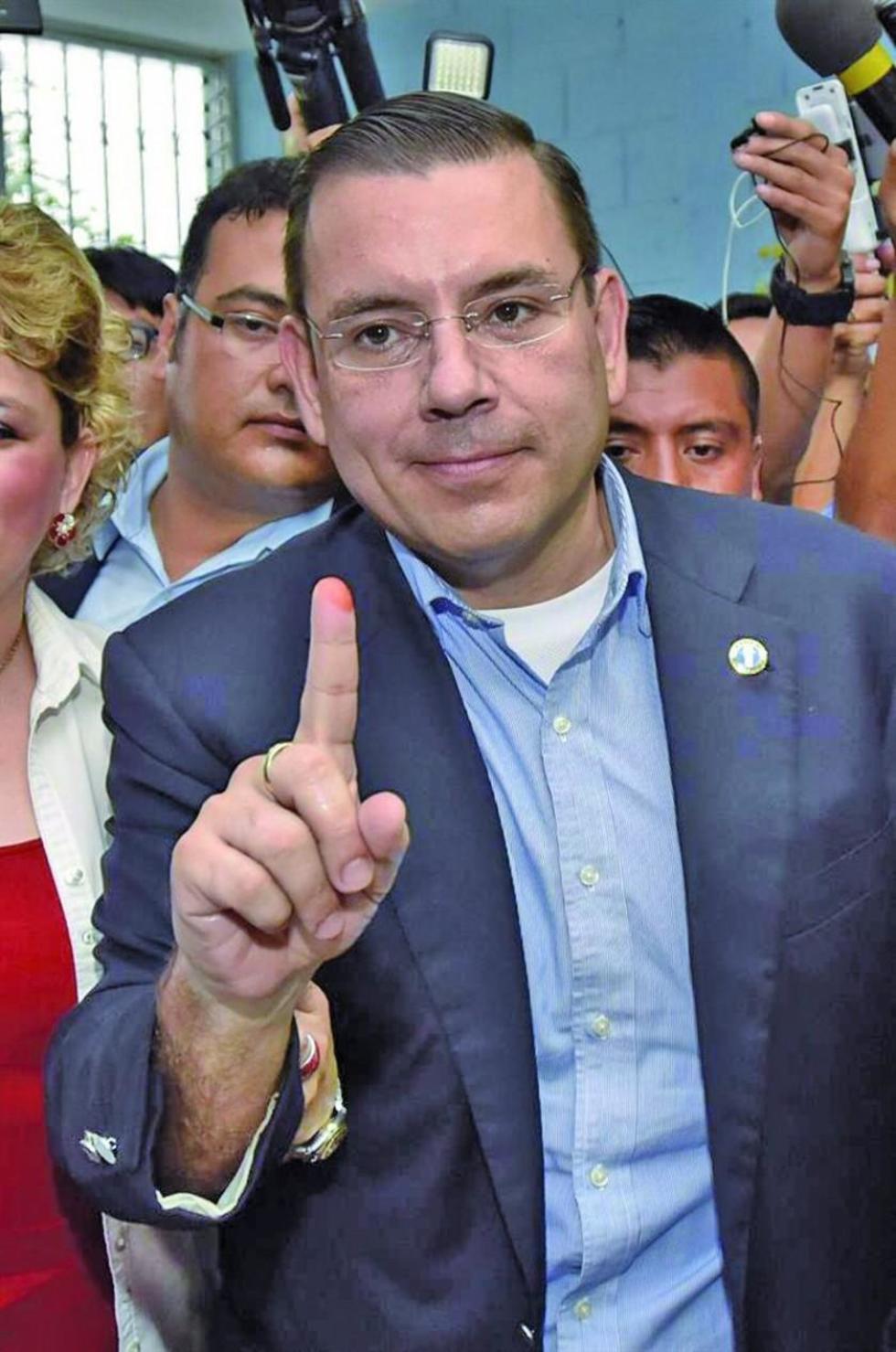 Un opositor denuncia que hubo fraude en los comicios de Guatemala