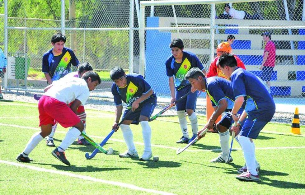 Se juega el primer nacional de hockey sobre césped