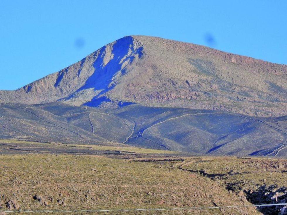 Descartan actividad del volcán Tunupa en Potosí 