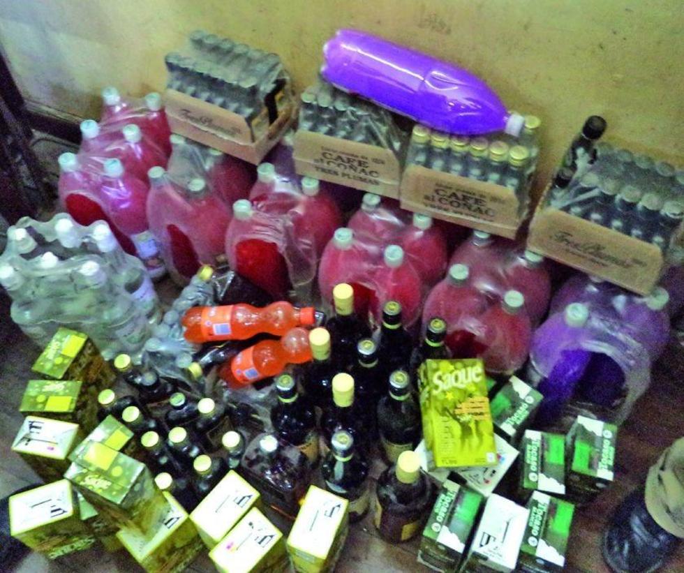 Se incautan bebidas de las tiendas de barrio