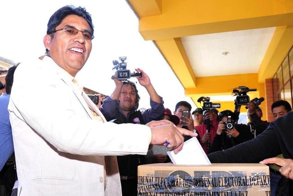 Patzi señala que, tras la victoria del "No", empezará tarea de redactar nuevos estatutos