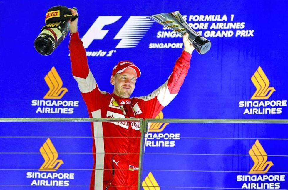 Vettel gana el GP de Singapur