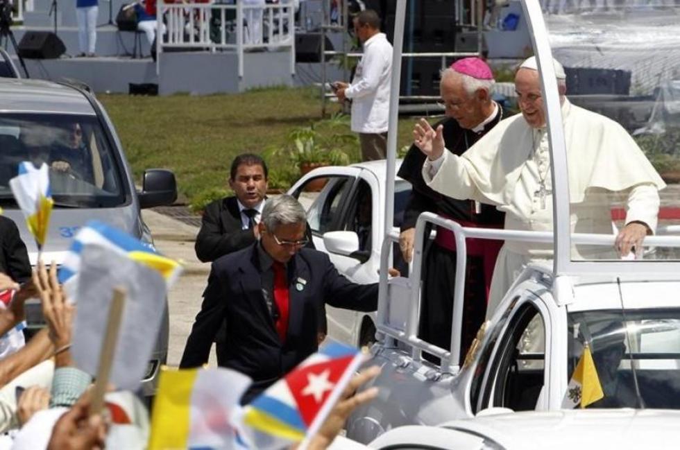 El Papa visita Holguín, en el Oriente de Cuba, escasa de templos y sacerdotes