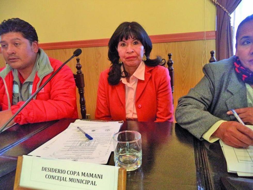Por licencia del titular habilitan a concejala