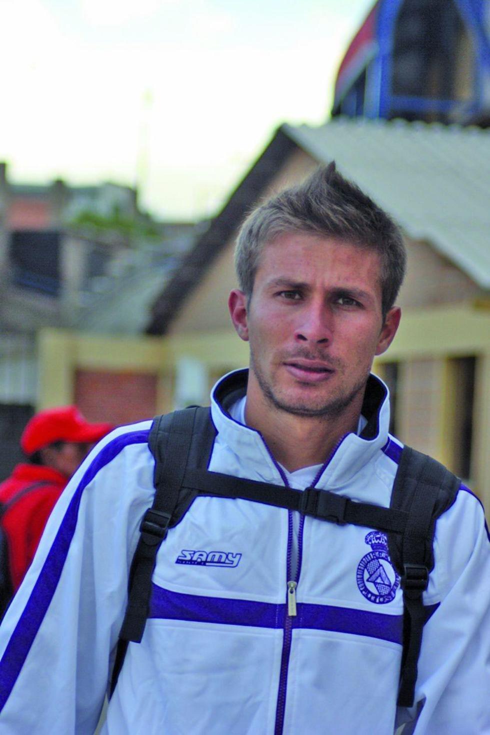 Real se refuerza con tres jugadores para el Apertura 