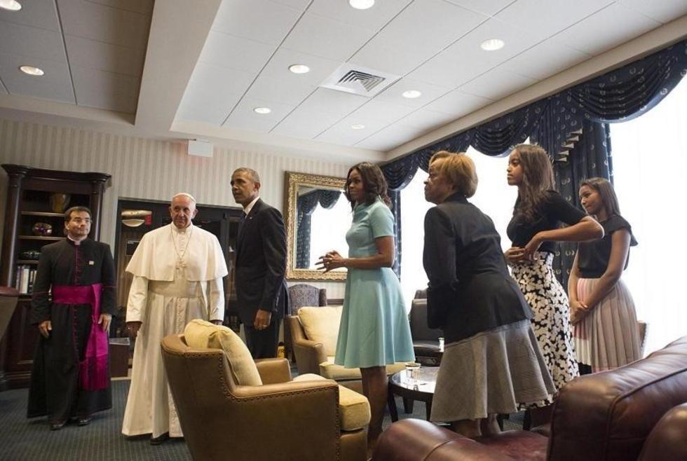 Obama destaca mensaje de misericordia del papa con refugiados e inmigrantes