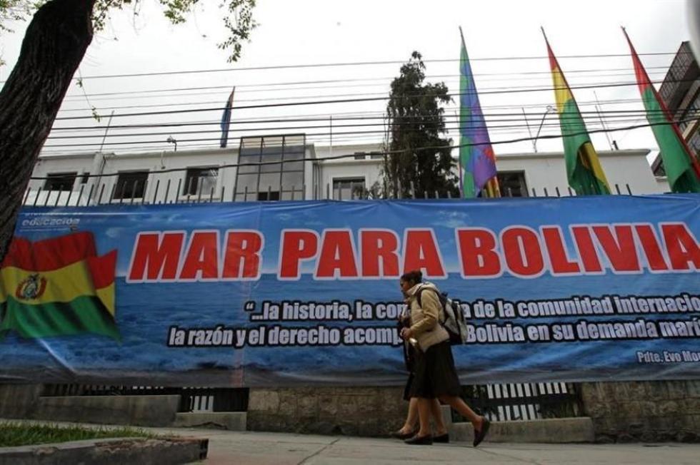 Nueva encuesta: El 16% de chilenos cree que fallo de CIJ fue favorable a Bolivia