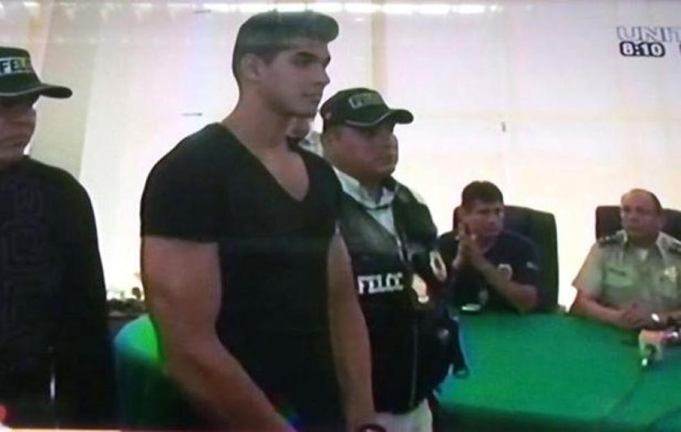 Ministerio de Gobierno interviene y presenta a agresor Kenny Teodovich