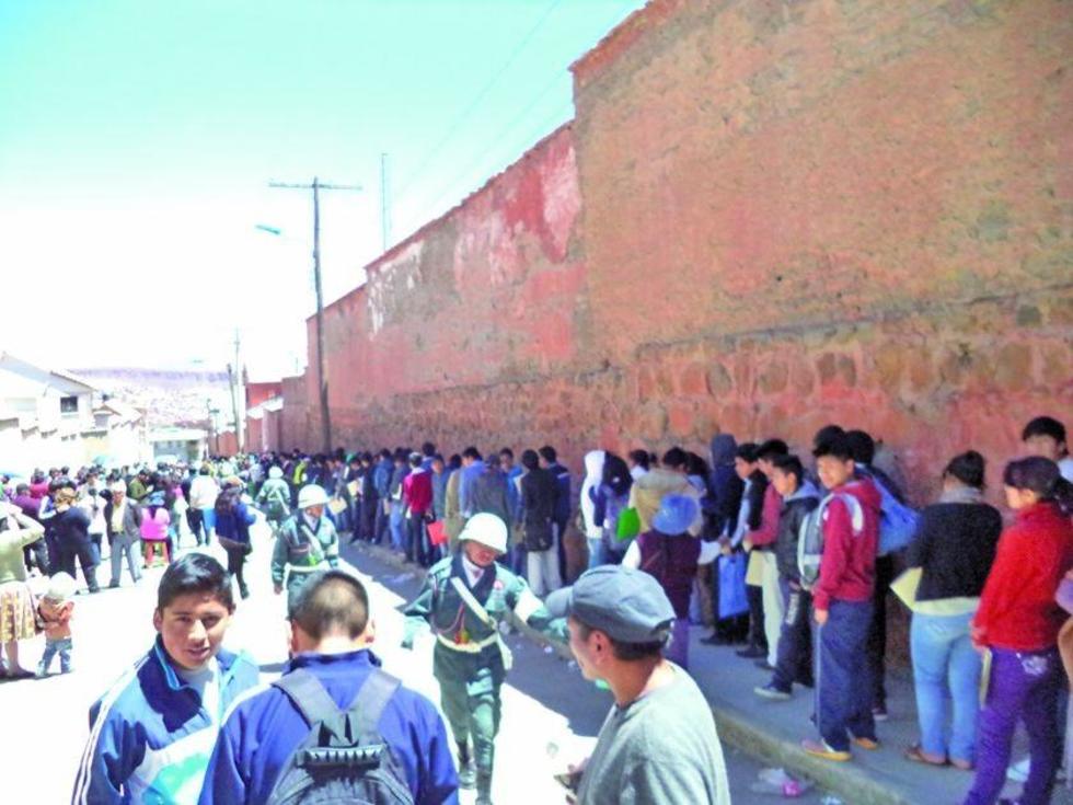 Inician inscripción para premilitares en el regimiento Pérez