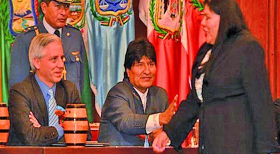 La Fiscalía cita a Norma Piérola en proceso por no saludar a Evo Morales