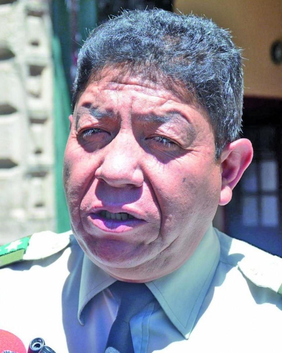 Policías salen a calles para evitar ingesta de alcohol