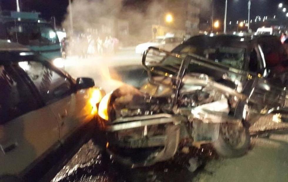 Conductor que ocasionó triple colisión huyó y es buscado por los policías