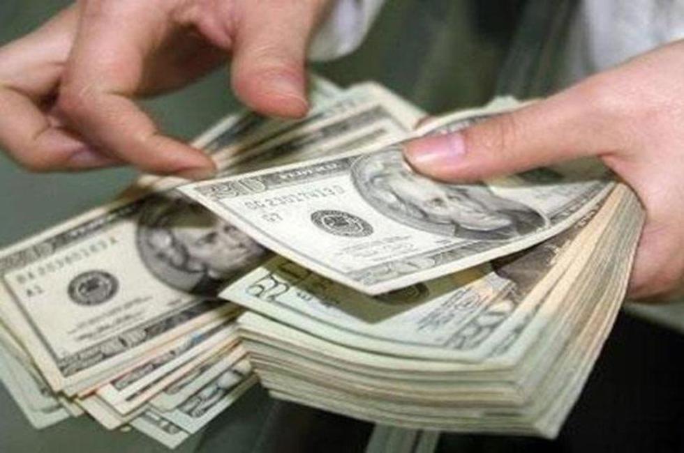 Por los bajos precios de minerales y el crudo el país perderá recursos