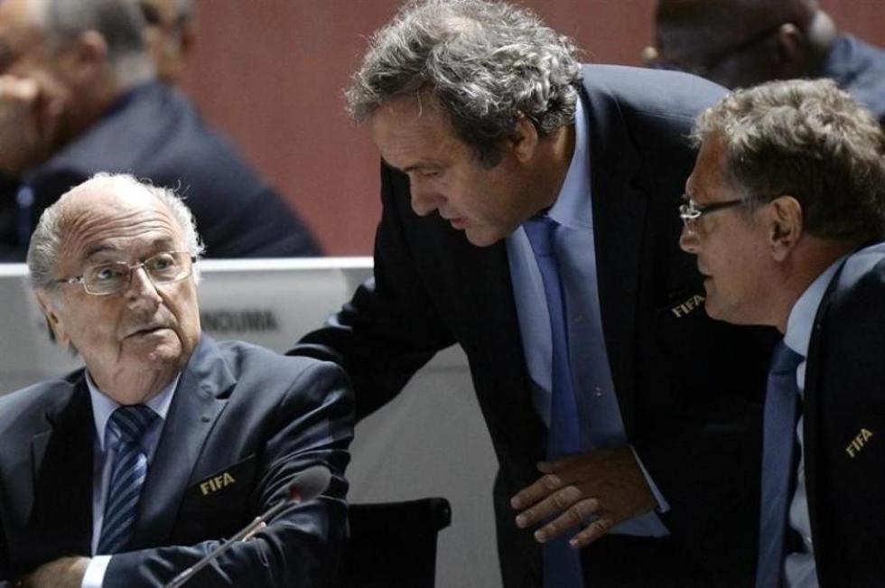 Blatter dice que el pago que hizo a Platini fue "un acuerdo de caballeros" 
