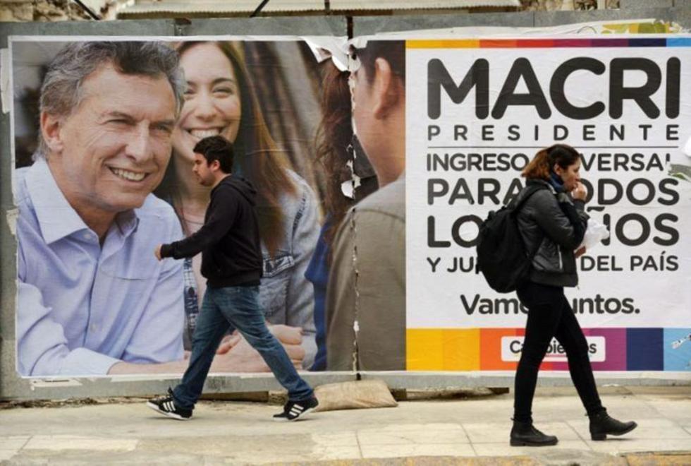 Candidatos argentinos van a la búsqueda de  votos de los indecisos 