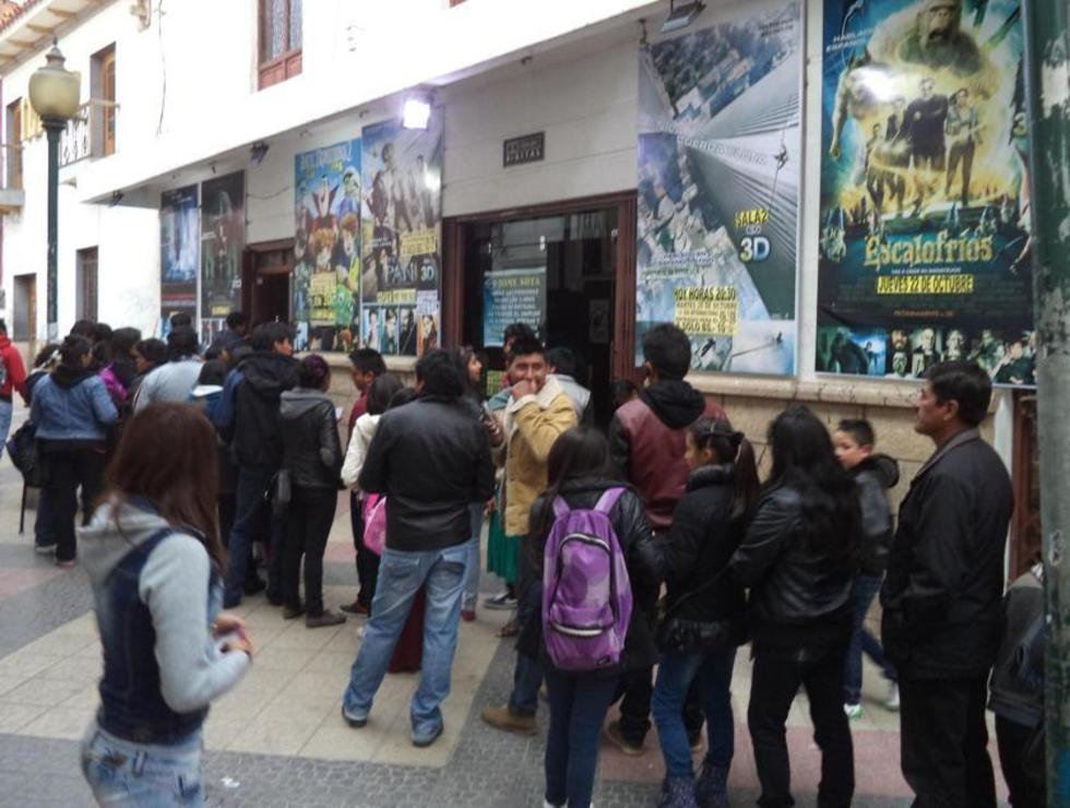 La población responde para observar películas en El día Mundial del Cine
