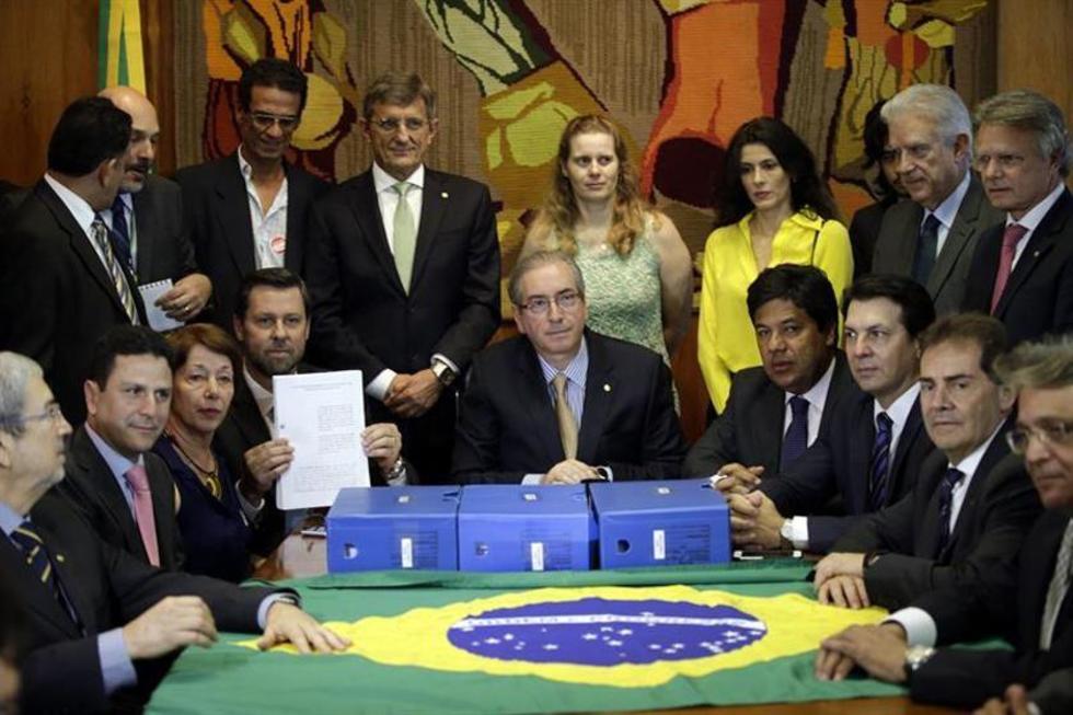 Oposición exige juzgar a Rousseff por daños fiscales de 2014 y 2015