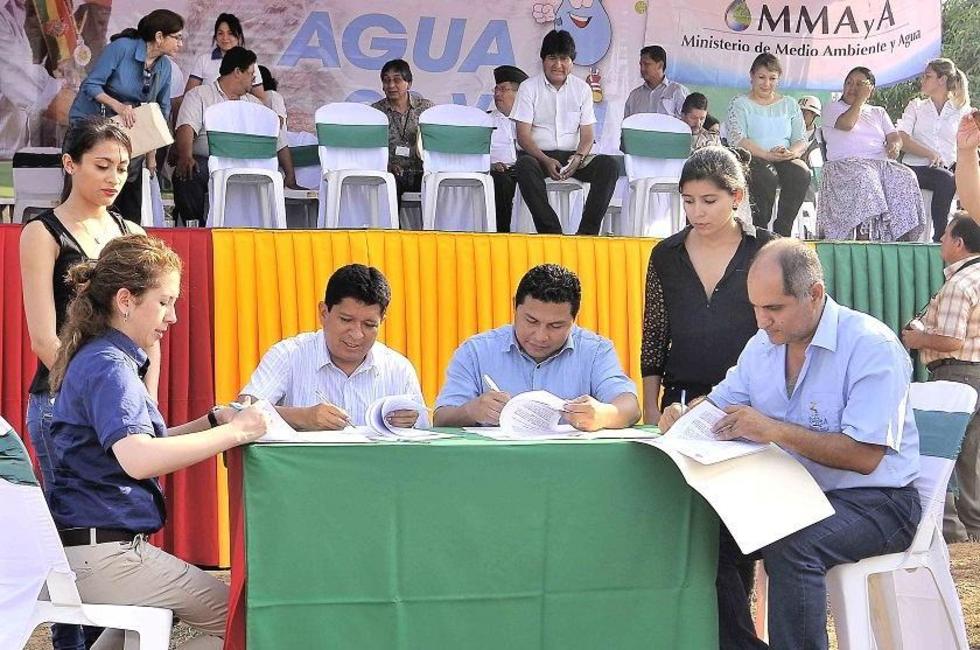 Invierten $us 31,8 millones para dotar a Cobija de agua potable y alcantarillado  