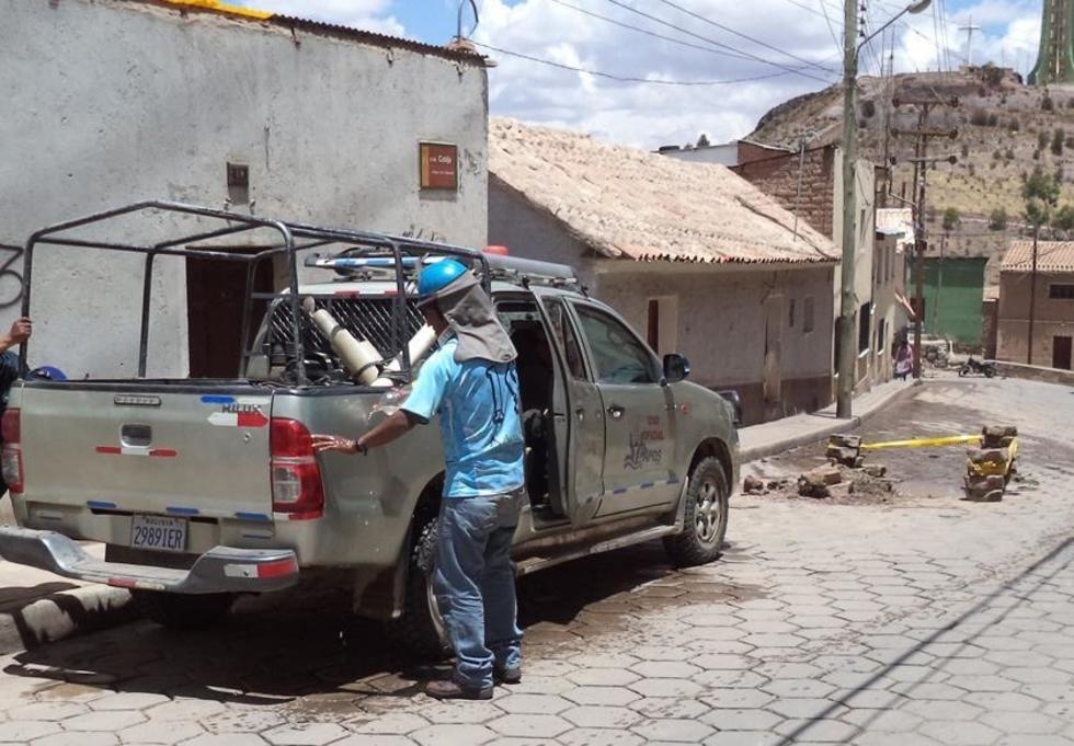 La fuga de agua no   fue controlada ayer