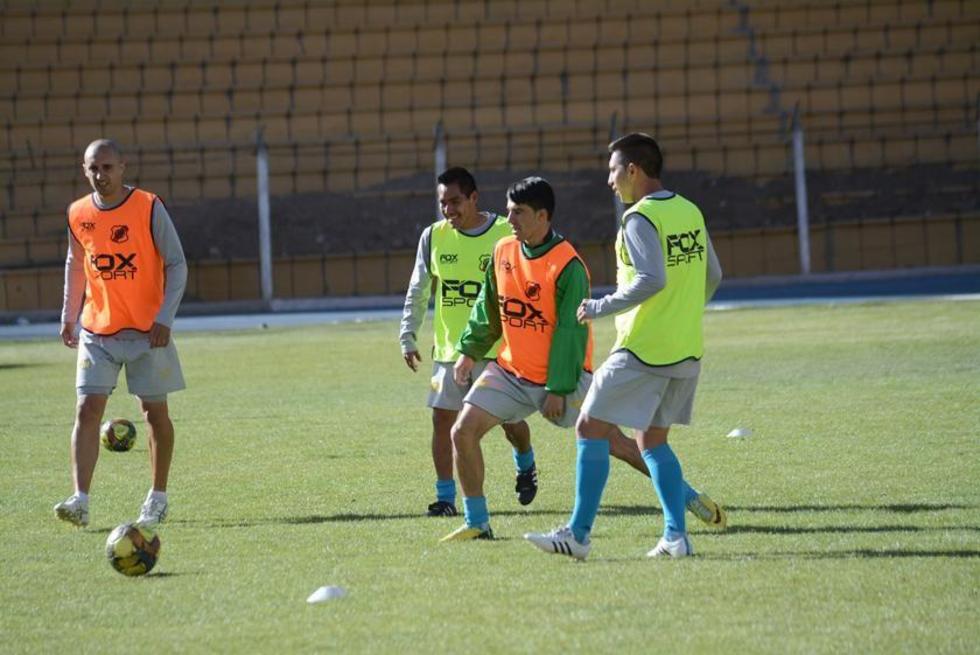 De La Torre podrá contar con León en la defensa