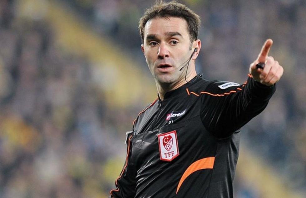 Árbitro es retenido cuatro horas por no pitar un penal en Turquía 