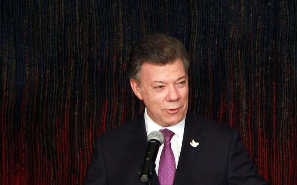 Santos, dispuesto a adelantar a diciembre el alto al fuego