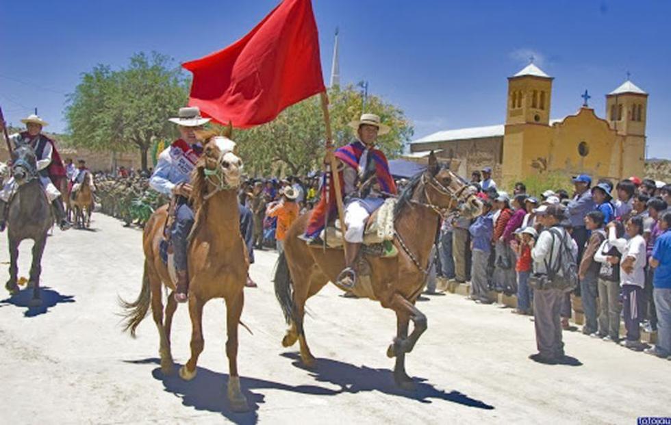 Hacen feria Comunicando el Cambio con motivo de la Batalla de Suipacha