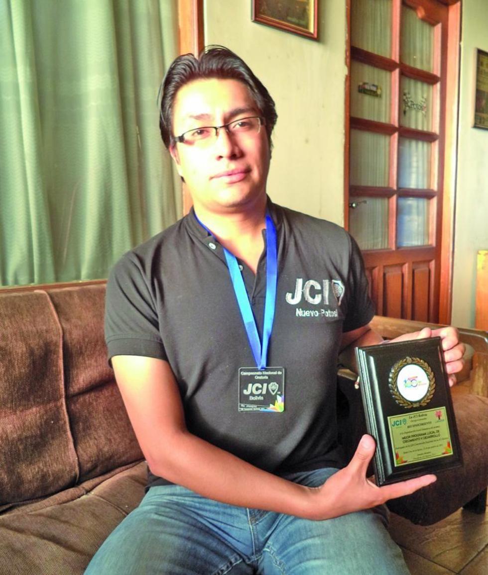 Potosino irá a un concurso mundial de JCI en Uruguay