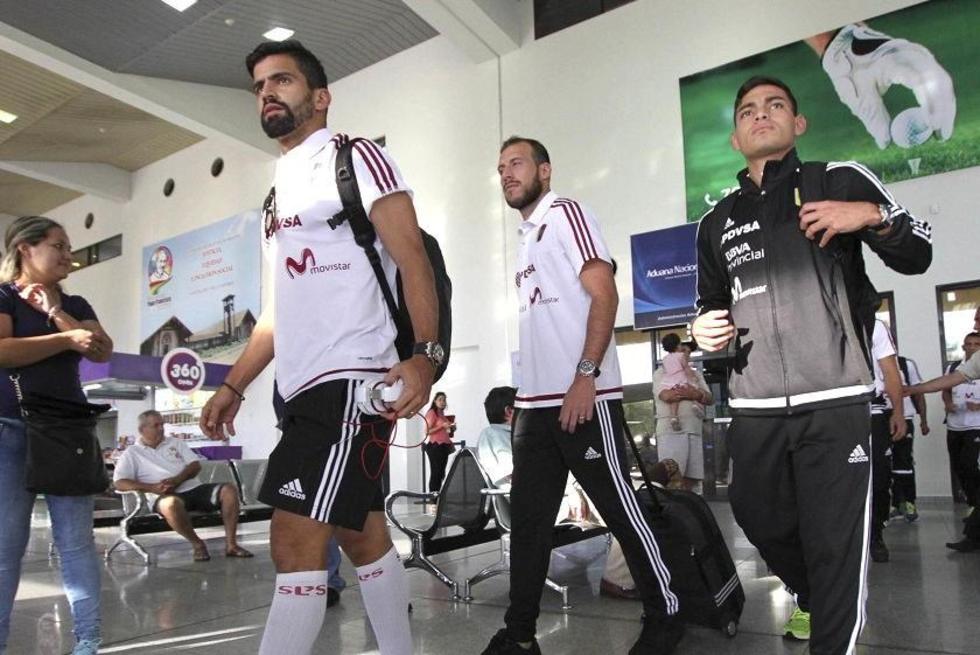 La Vinotinto espera en Santa Cruz para volar este jueves a La Paz