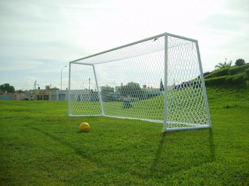 Rayo mata a jugador y hiere a otros en Villazón