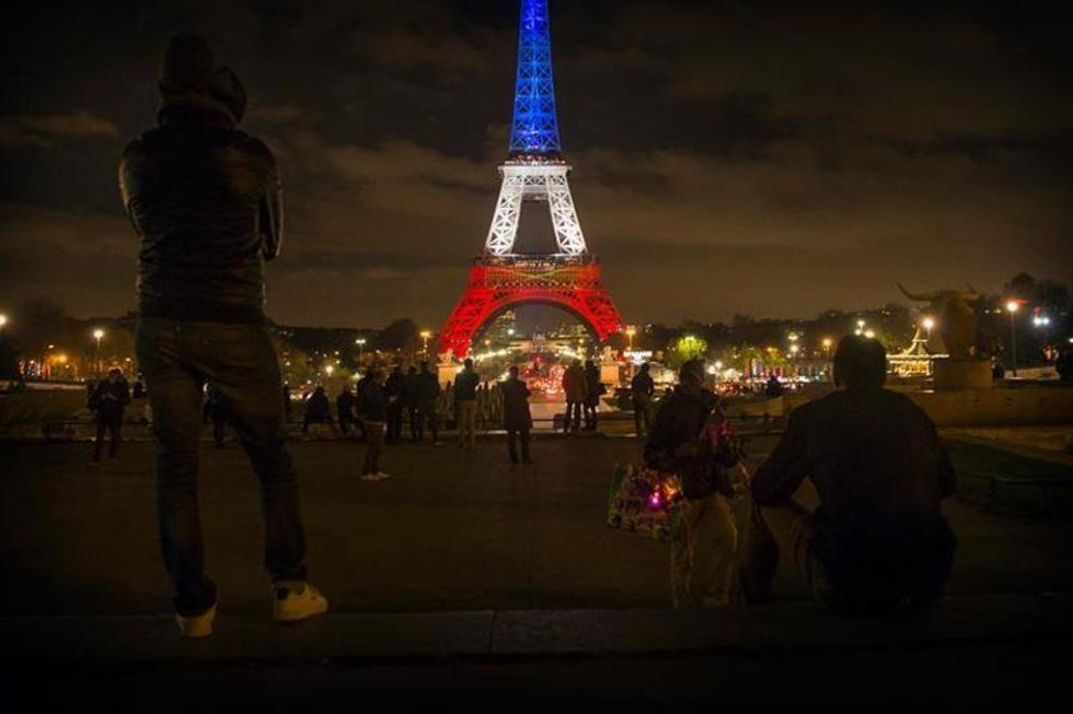 Francia anuncia una guerra sin tregua contra el Estado Islámico