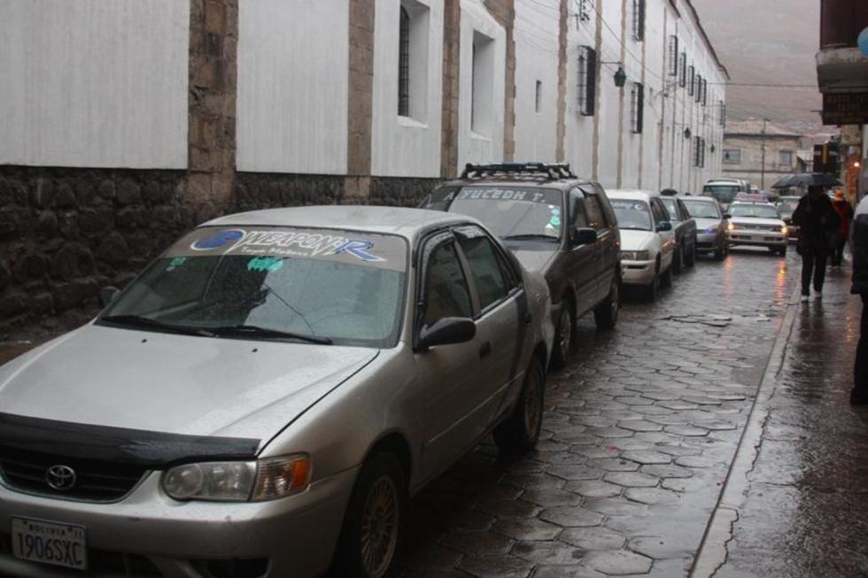 Rechazan tarifa de Bs 5 para radiotaxis y taxis