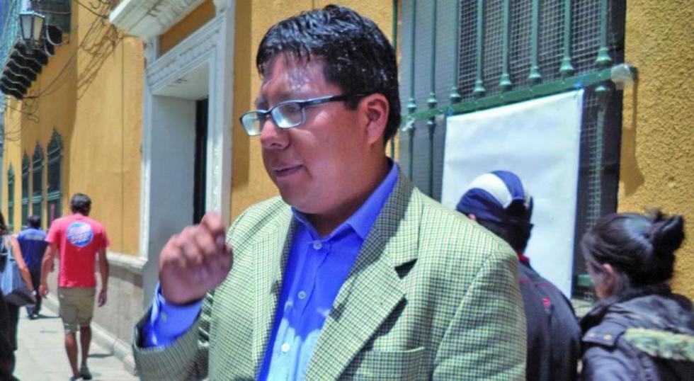 Asambleísta declara en la Fiscalía por casos de corrupción