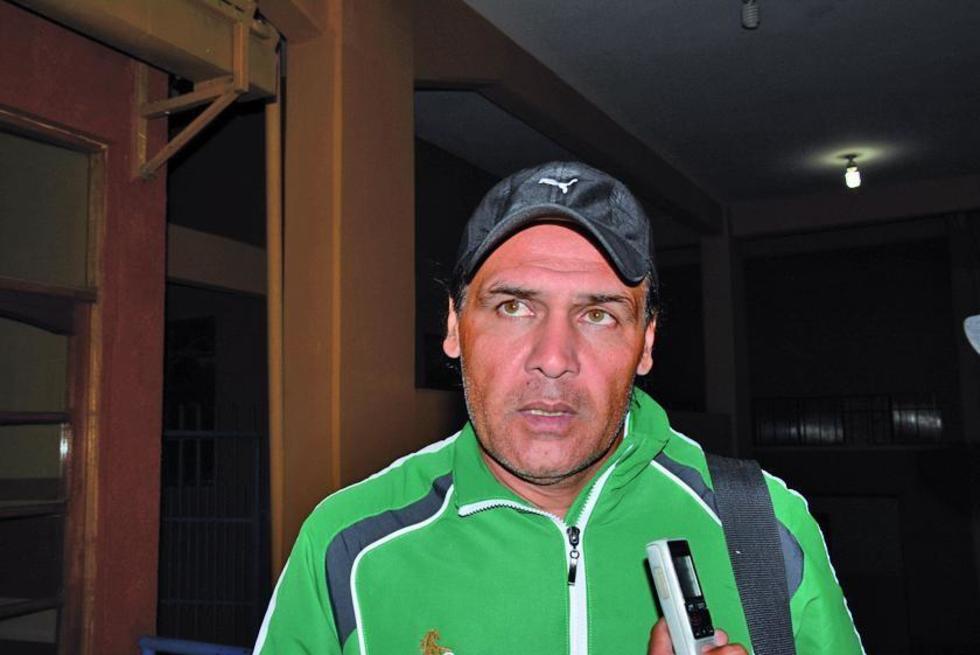 La dirigencia de Petrolero analiza la salida de Ayala