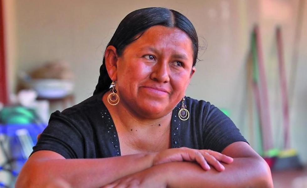 Exministra niega ser la suegra de Evo Morales