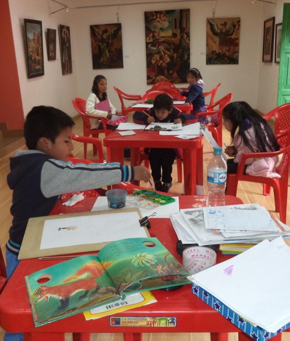 Exhiben obras de escuela Municipal de Bellas Artes
