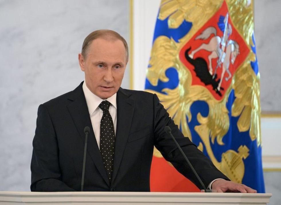Rusia ataca desde submarino hacia los yihadistas en Siria