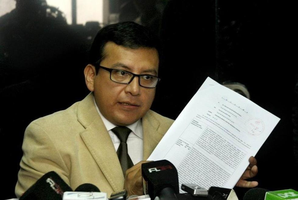 Fiscal anuncia investigación a favorecidos con vehículos que entregó Patana