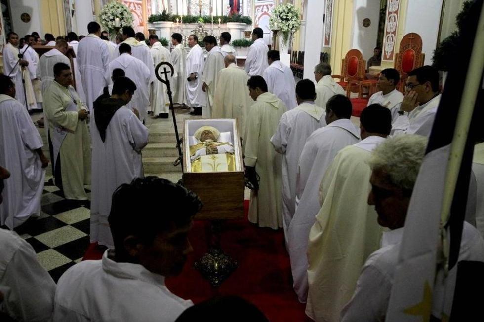 Iglesia pide rezar por el cardenal Terrazas para que ayude a vivir con justicia y solidaridad