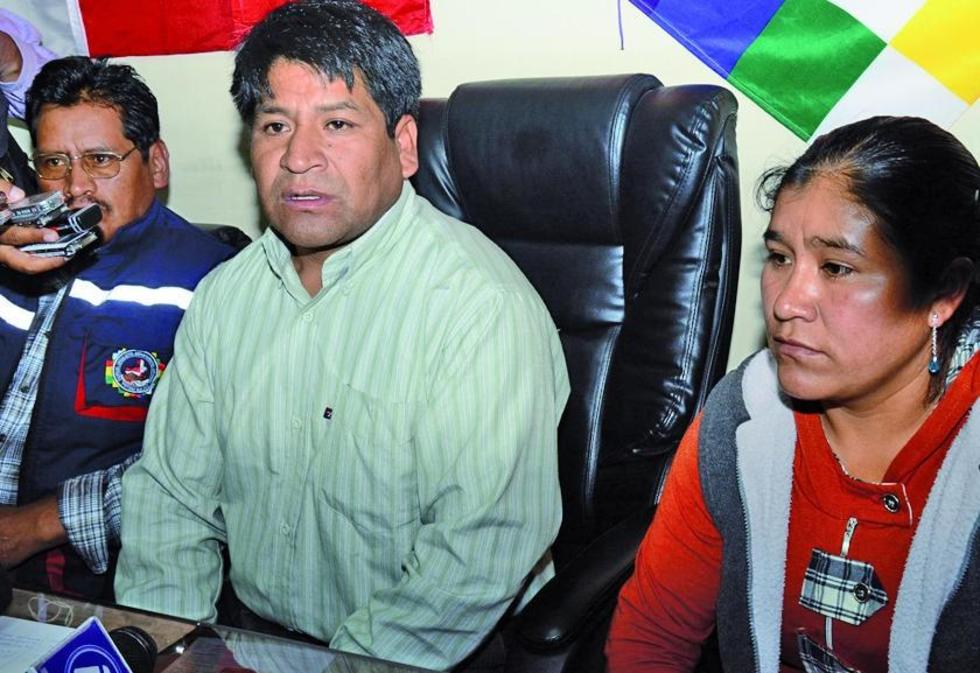Asambleístas rechazan las acusaciones