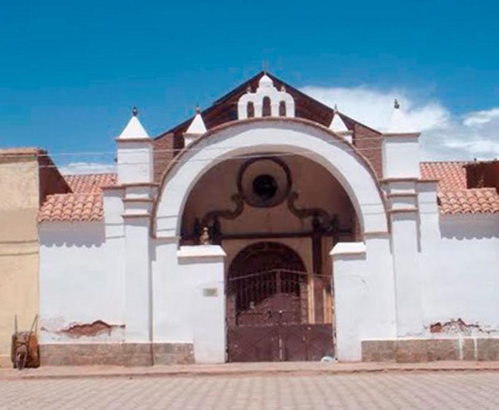 ABC restaura dos templos coloniales