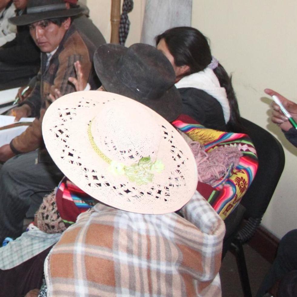 Comunarios de Santa Lucía en emergencia