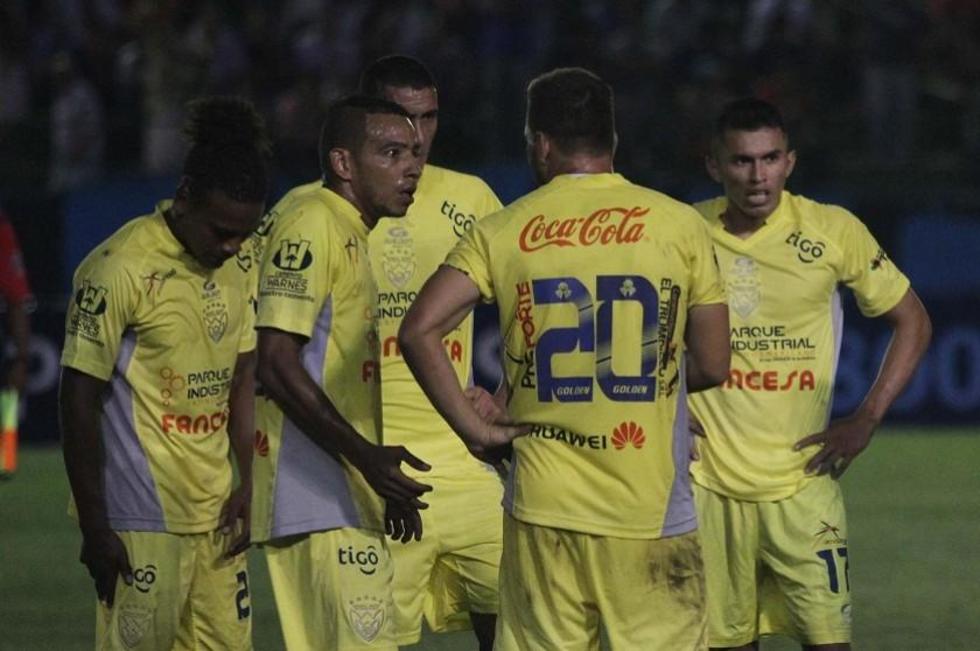 Sport Boys, Bolívar y The Strongest desaprovechan y todo se define el domingo