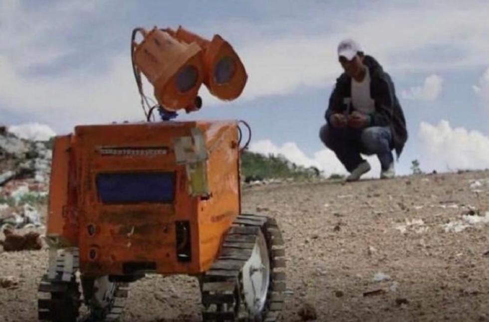 El creador del Wall-E boliviano podria ir a trabajar a Colombia
