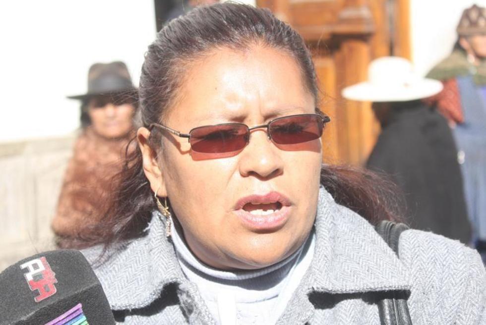 Libran un mandamiento de aprehensión contra expresidenta del Concejo