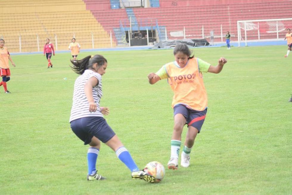La selección potosina de fútbol parte hoy a la ciudad de Tarija